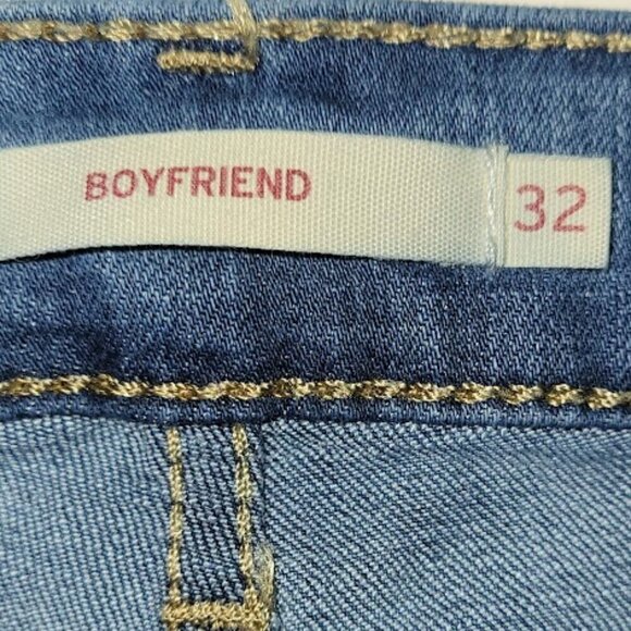 Levi's Boyfriend Mid Rise Women's Jeans Denim Medium Wash 32x27 - Picture 9 of 13